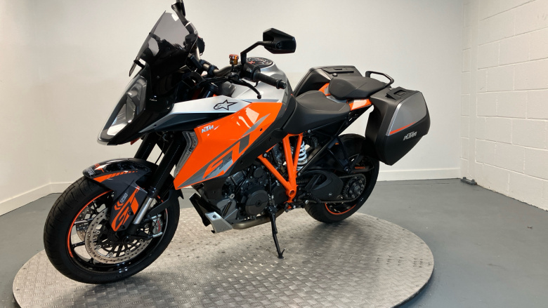 Ktm Superduke 1290 Super Duke GT (16MY)